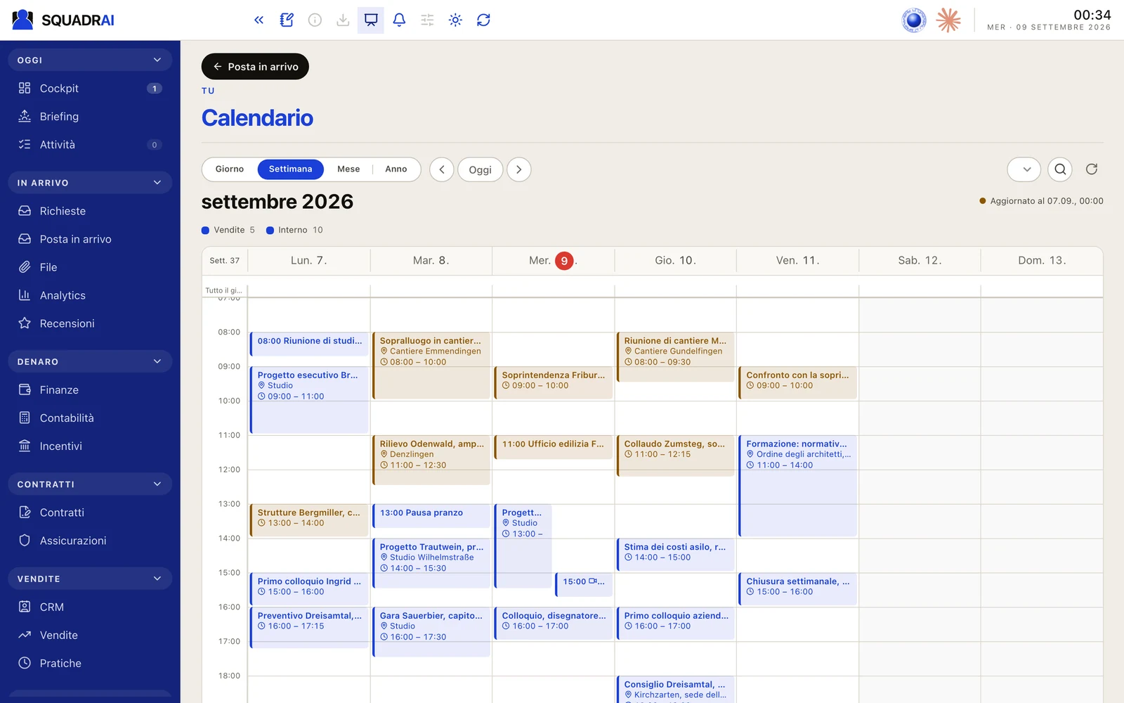 Il calendario: la settimana da tutti i calendari collegati, con una riga che segna adesso.